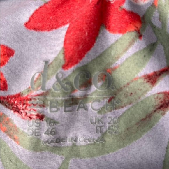 Red and Purple One-Piece Swimwear with Flutter Sleeves‎ - Picture 8 of 13